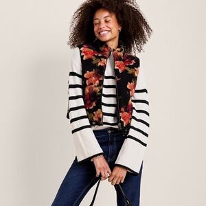 Francesca’s Beth Reversible Floral Fleece Puffer Vest in Red and Black NWT